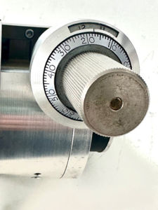 Bild von 2" High Ende Okularauszug mit extremer Zuladung und 1:100 Untersetzung